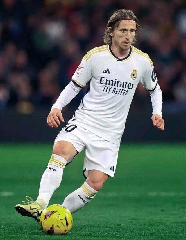 齐沃：利物浦的实力足以克服困境，我们很清楚欧冠的难度