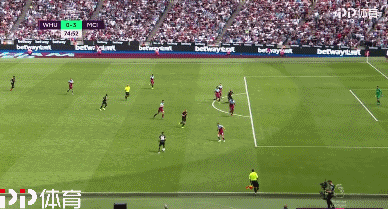 拜仁慕尼黑客场大胜多特蒙德