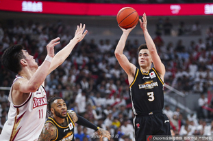 队报：里昂被迫签下森林门将特纳，并将其租借至美职联