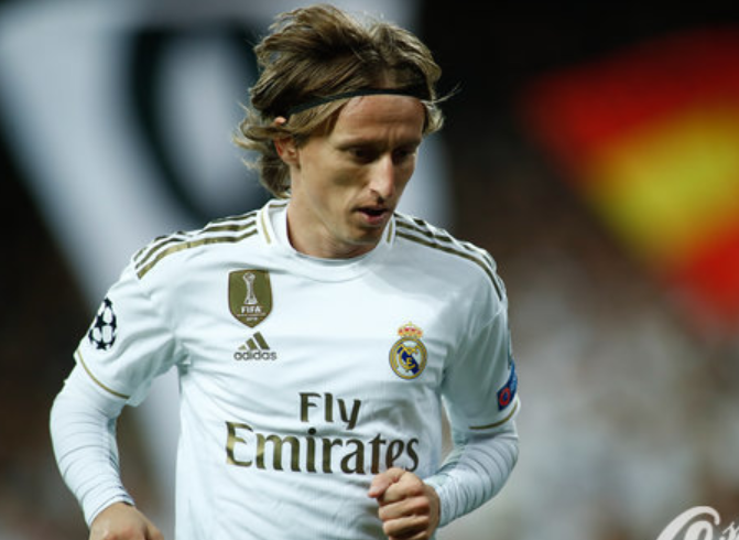 广岛前锋：亚冠与J联赛在身体对抗、速度等方面有很大区别